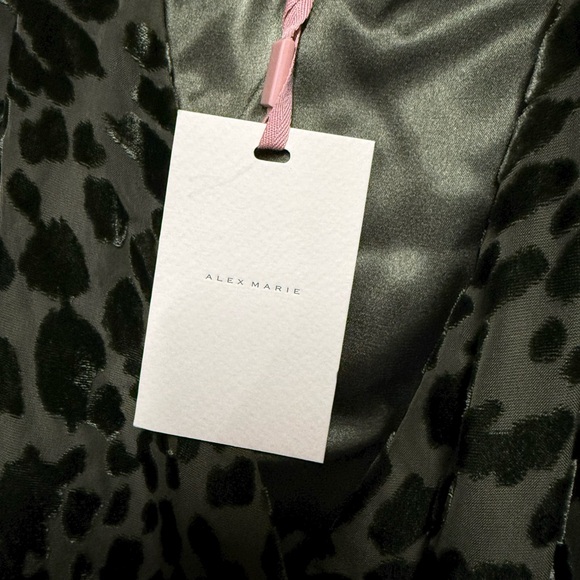 NWT Alex Marie Moss Maren Velvet Animal
Print Burnout Wrap dress - Picture 5 of 5